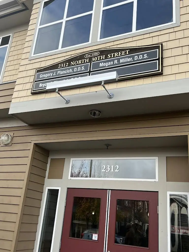 North Tacoma Dentist