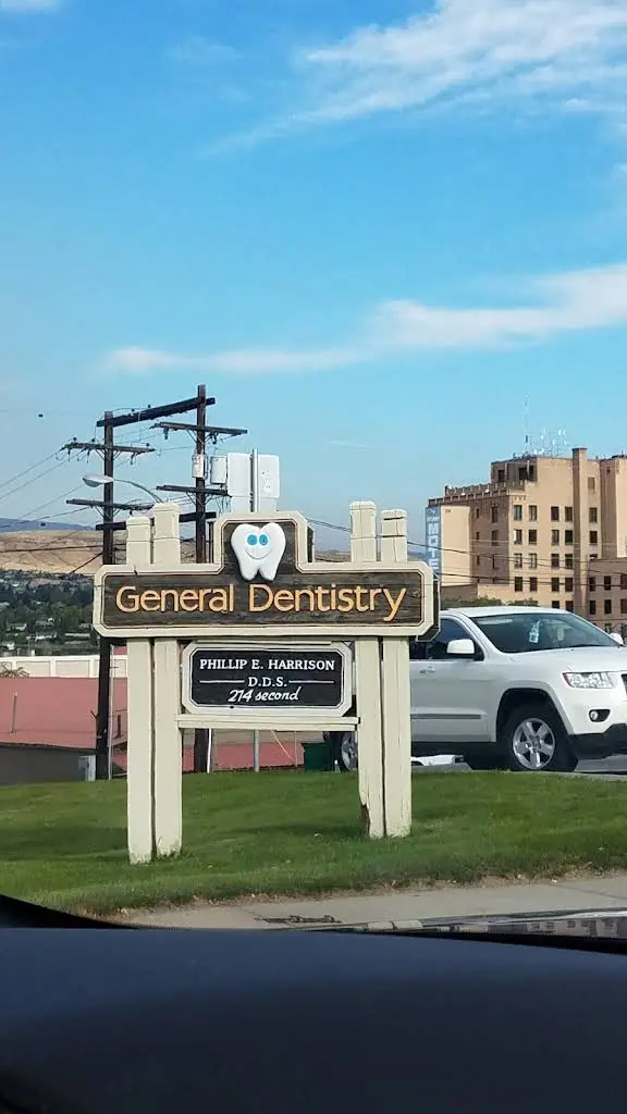 Phillip E Harrison DDS PS