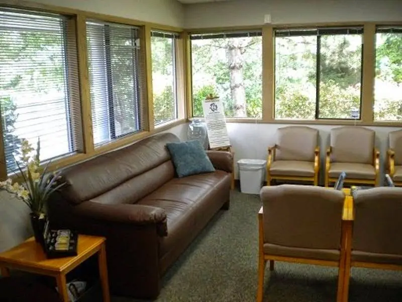 Issaquah Family Dental: Jeffrey M Zent DDS