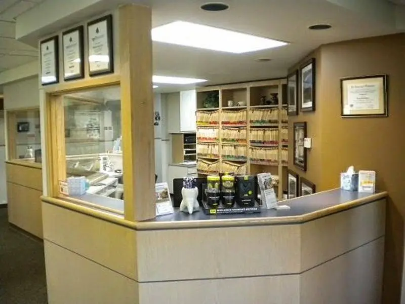 Issaquah Family Dental: Jeffrey M Zent DDS