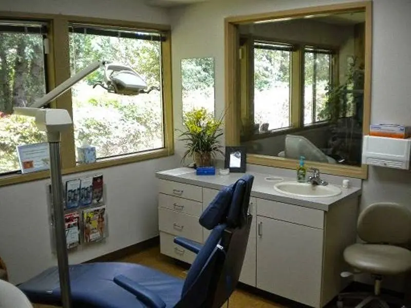 Issaquah Family Dental: Jeffrey M Zent DDS
