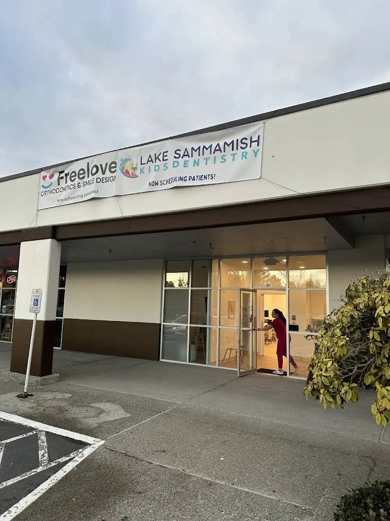 Freelove Orthodontics & Smile Design