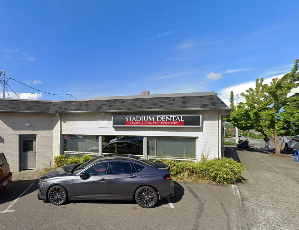 Stadium Dental Health Center
