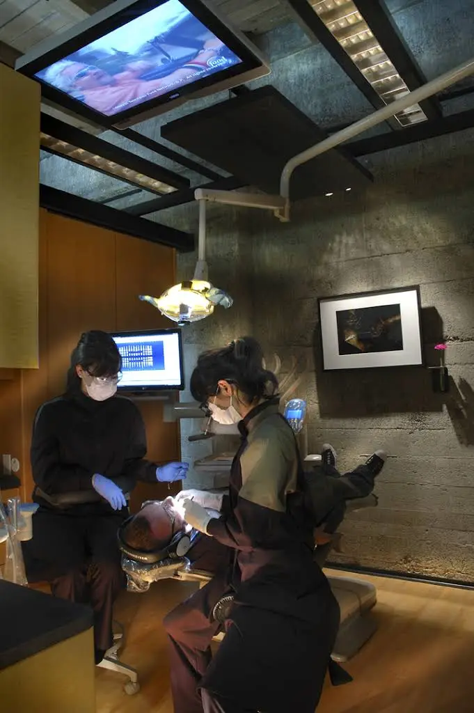 Brooks Dental Studio