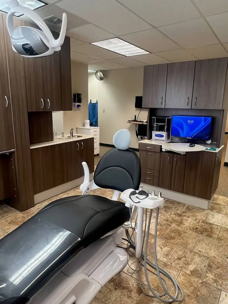Tacoma Dentures and Implants