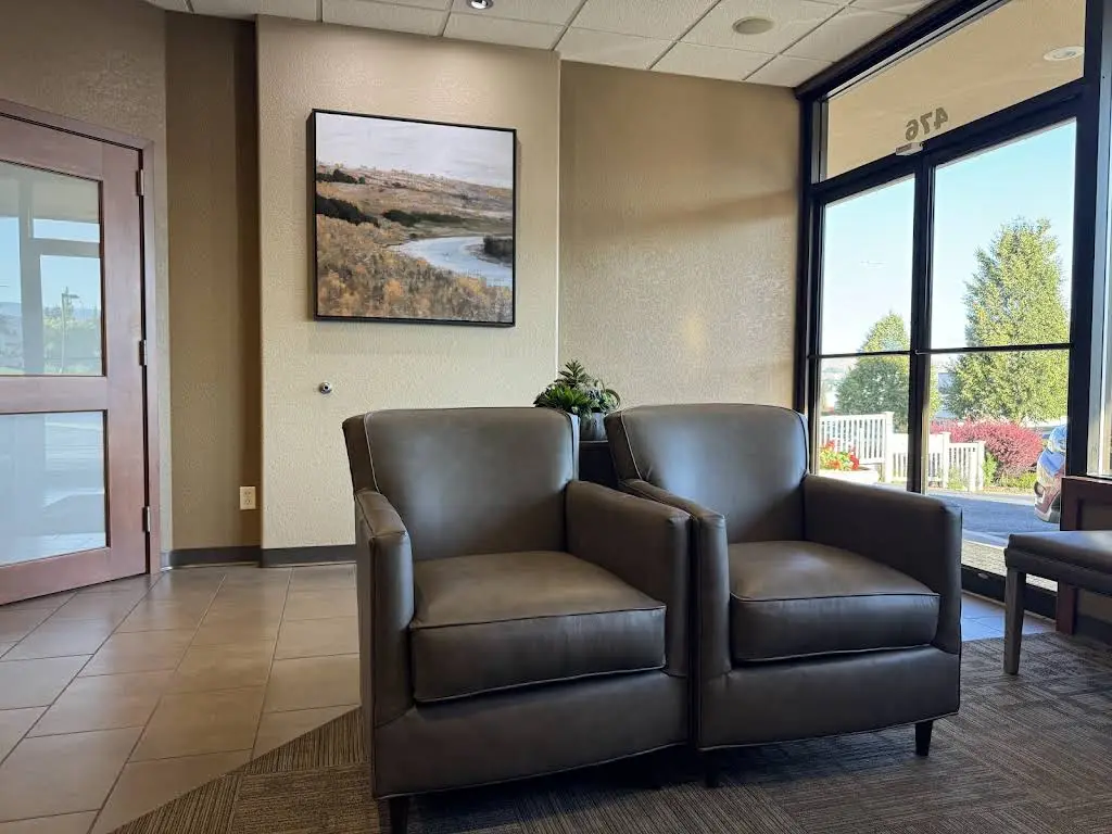Fluegge Family Dentistry: Matthew W Fluegge, DDS
