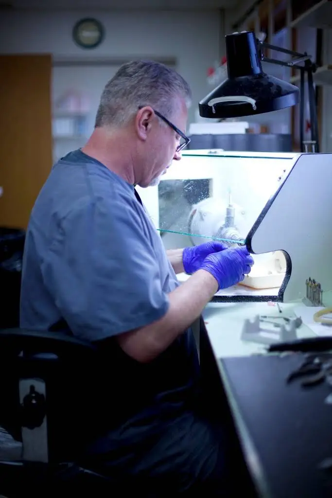 Hunter's Denture Studio