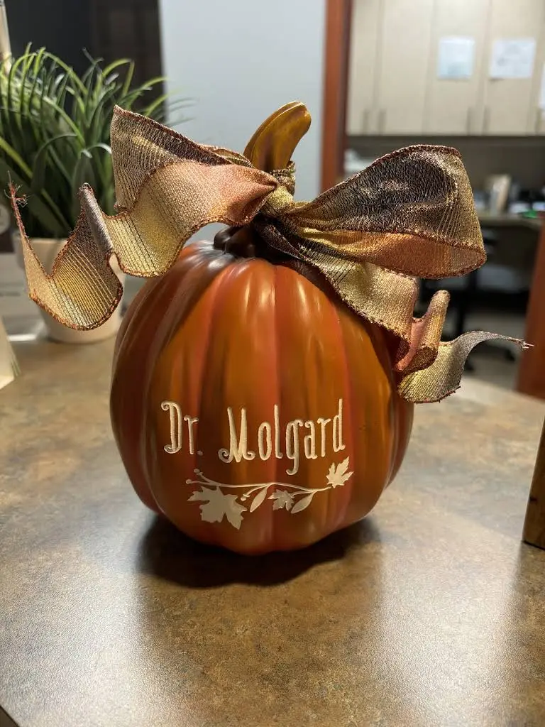 Max H. Molgard Jr, DDS, FACP