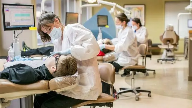 Roos Orthodontics