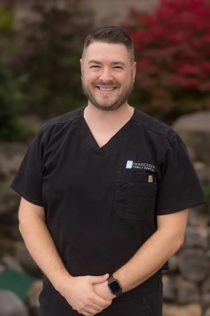Henricksen Family Dental