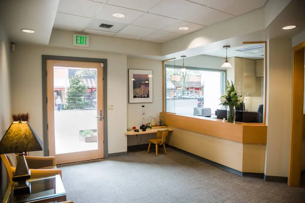 Alaska Junction Dental