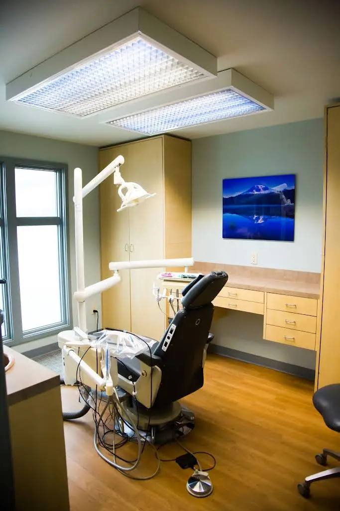 Alaska Junction Dental