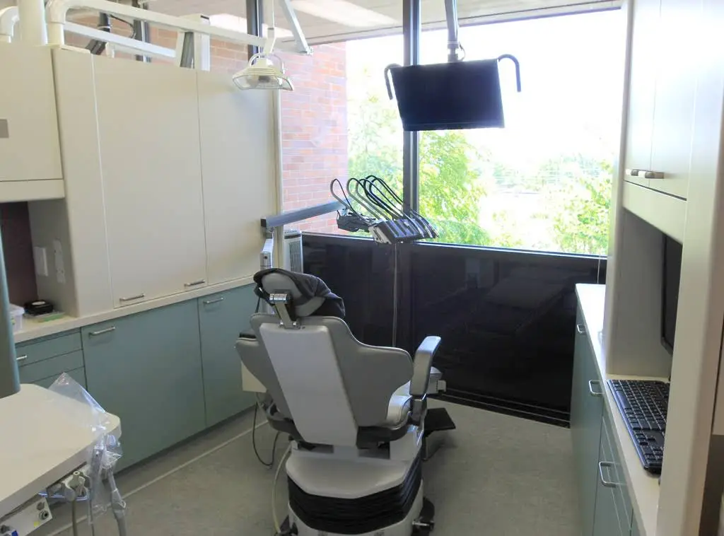 Holliday Dental Wellness