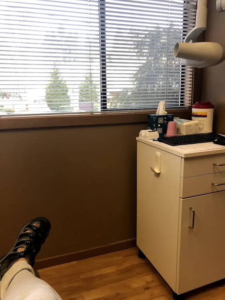 Ashley Schwark Ulrich, DDS