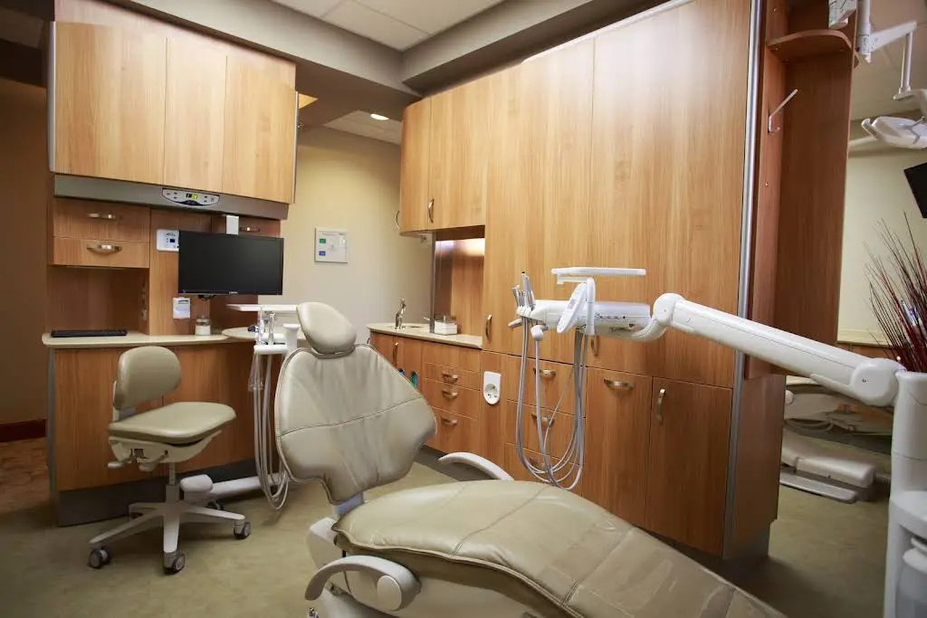 425 Dental