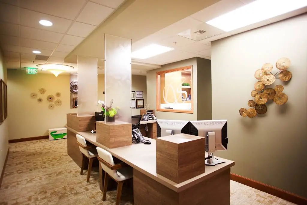 425 Dental