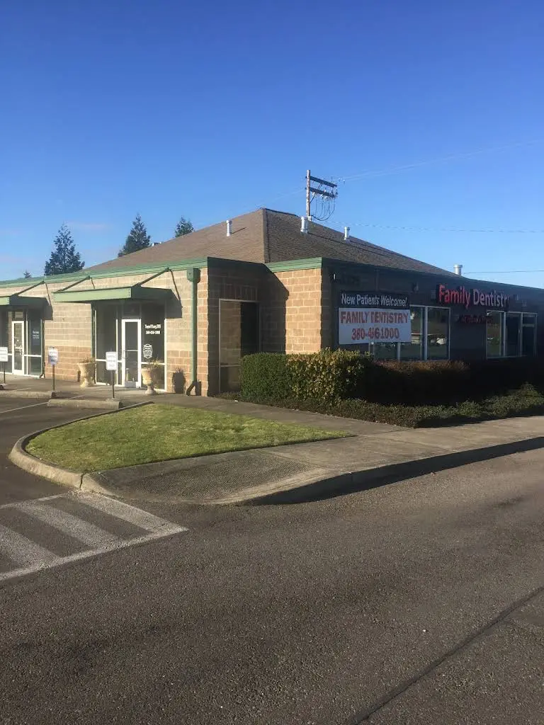 Truyen O'Leary Family Dentistry at Hawks Prairie