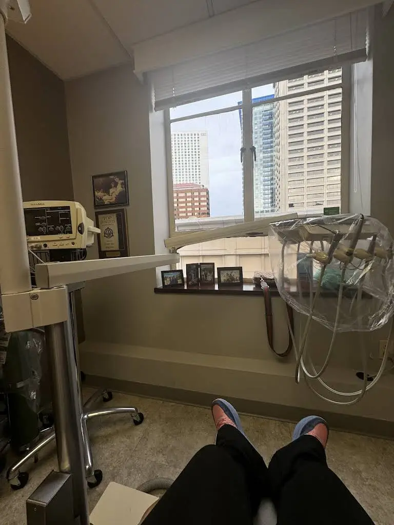 Aesthetic Dental Associates