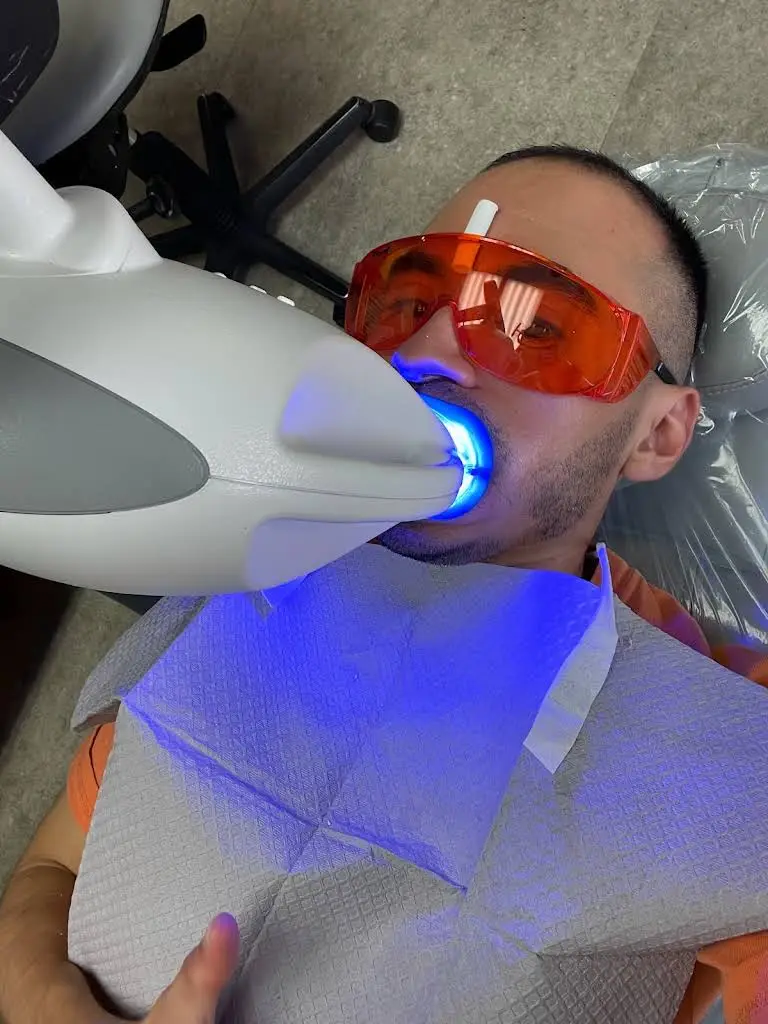 Aesthetic Dental Associates