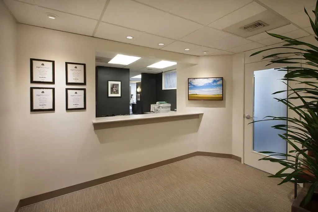 Seattle Dental Associates