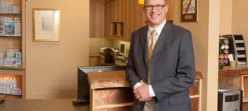 Thomas McKenny, DDS & Associates
