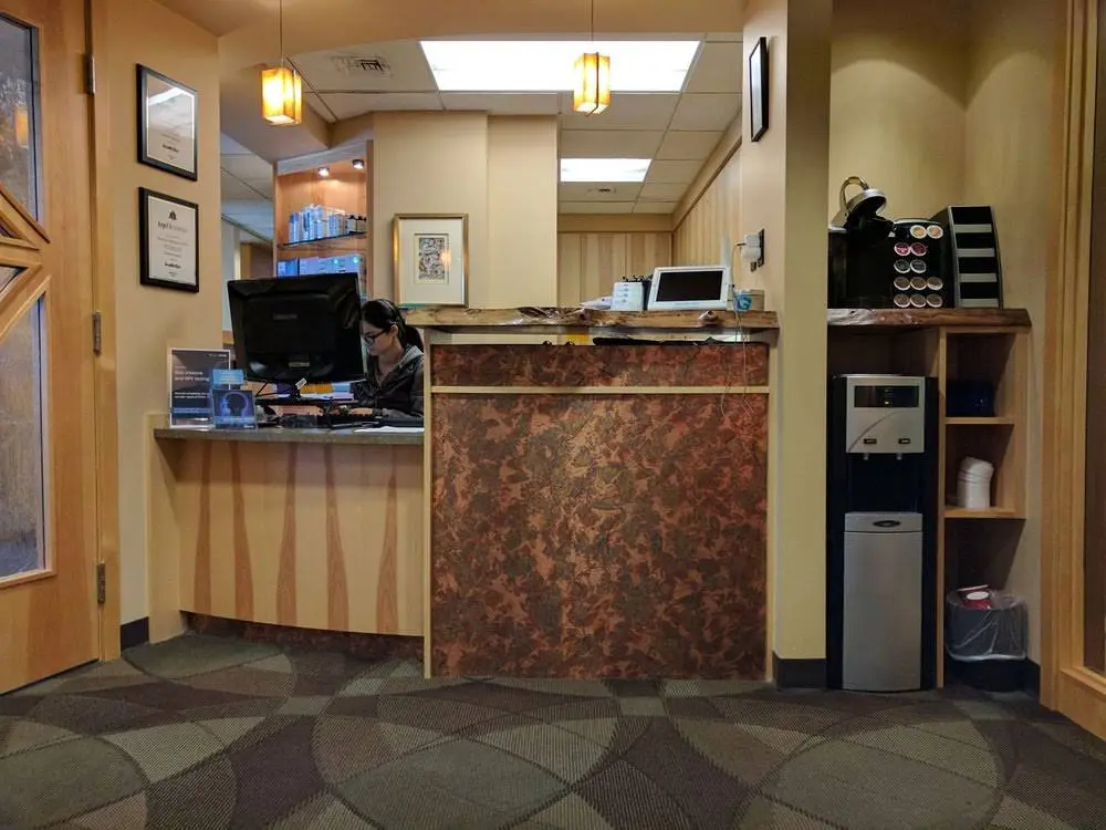 Thomas McKenny, DDS & Associates
