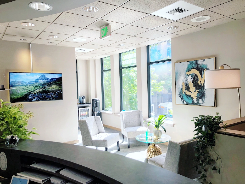 4th & Seneca Dental
