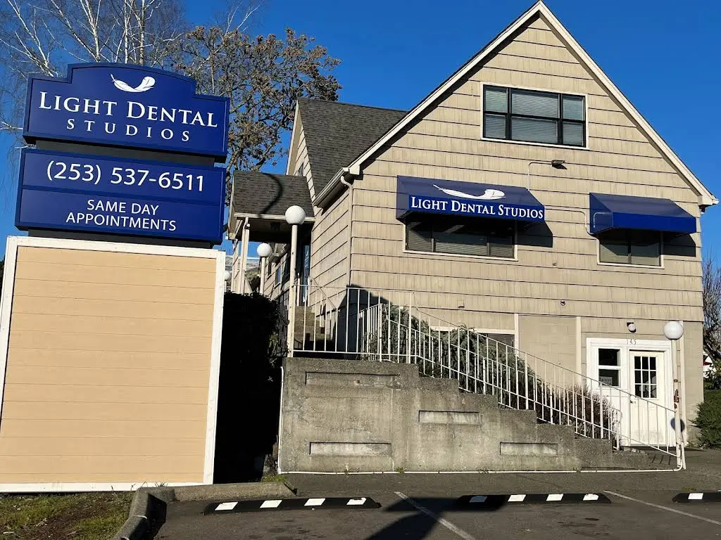 Light Dental Studios of Pacific Avenue