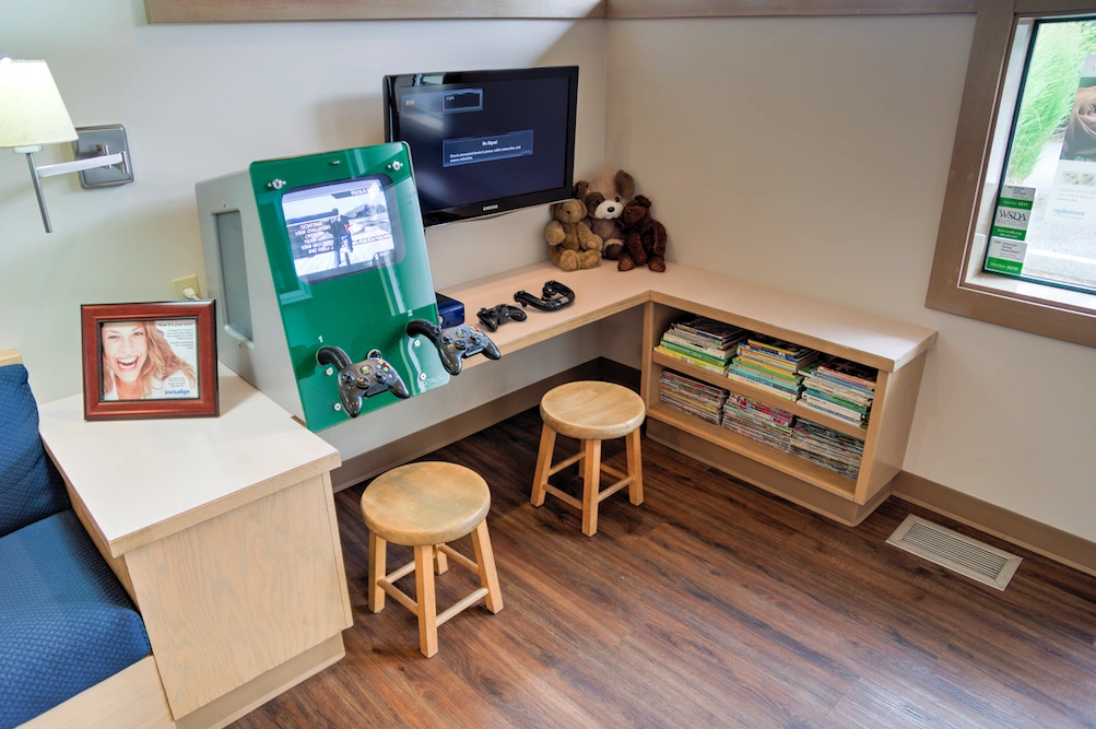 Peralta Orthodontics - Burien