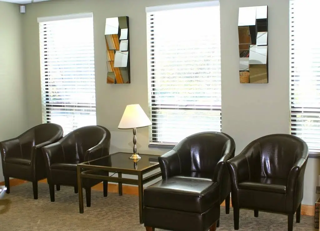 Kirkland Smiles Dental Care - Bernard S. Pak, DDS, PS