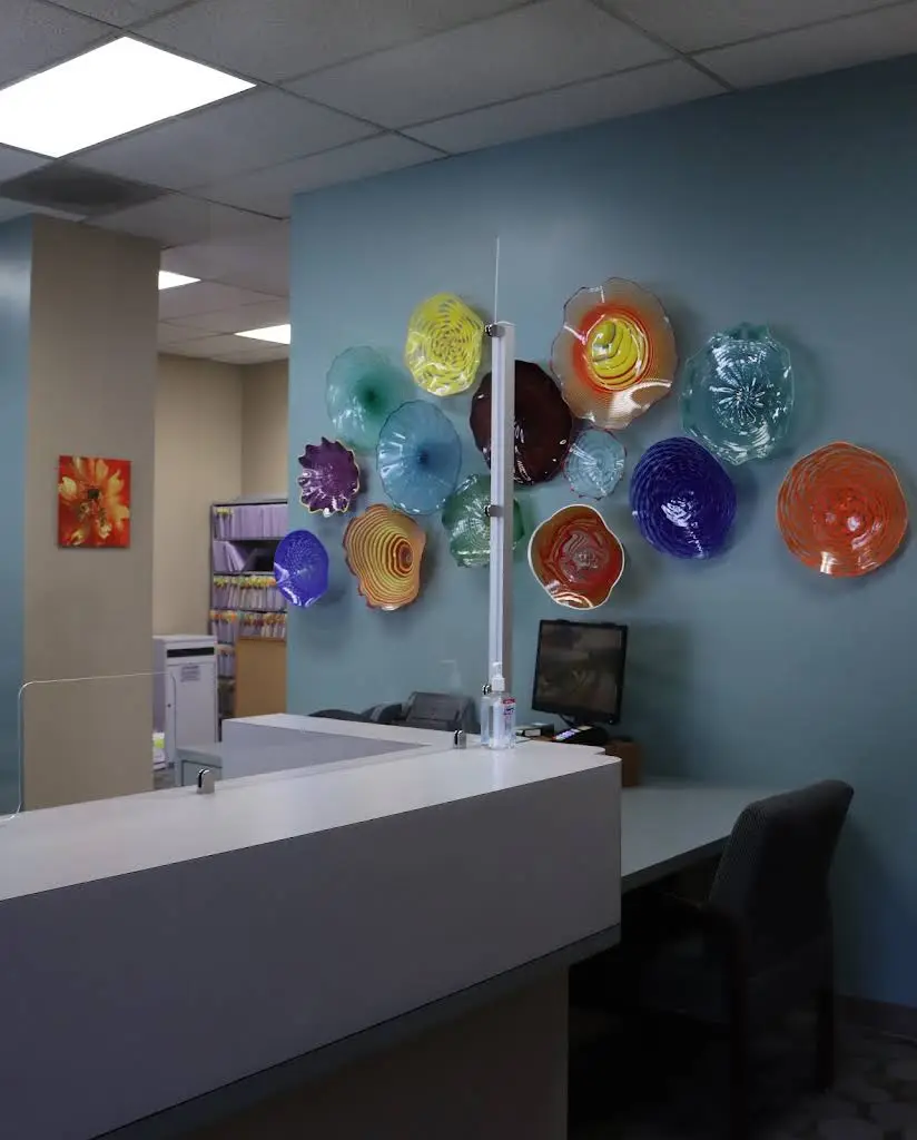 Lo Family Dental