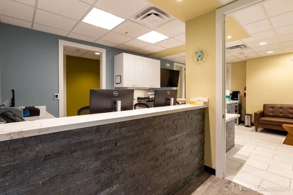 Avenue Dental Care