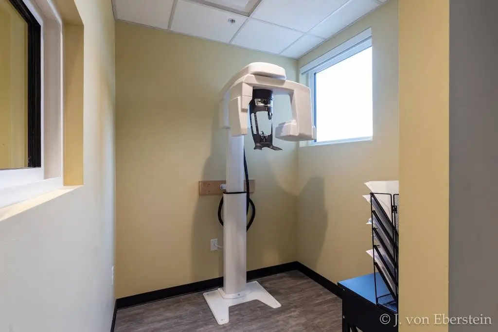 Avenue Dental Care