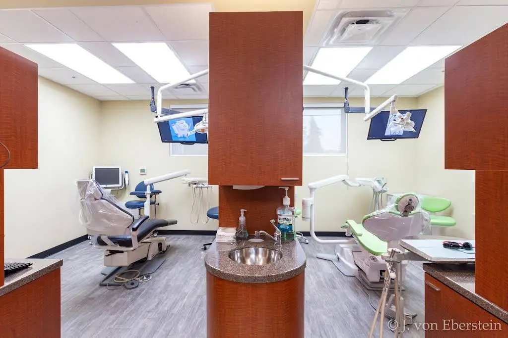 Avenue Dental Care