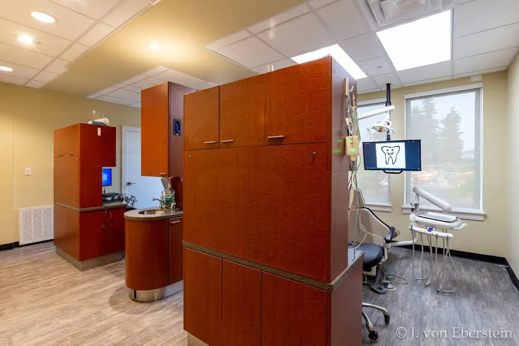 Avenue Dental Care