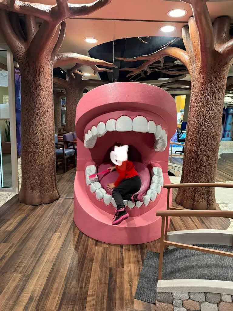Light Dental Pediatrics