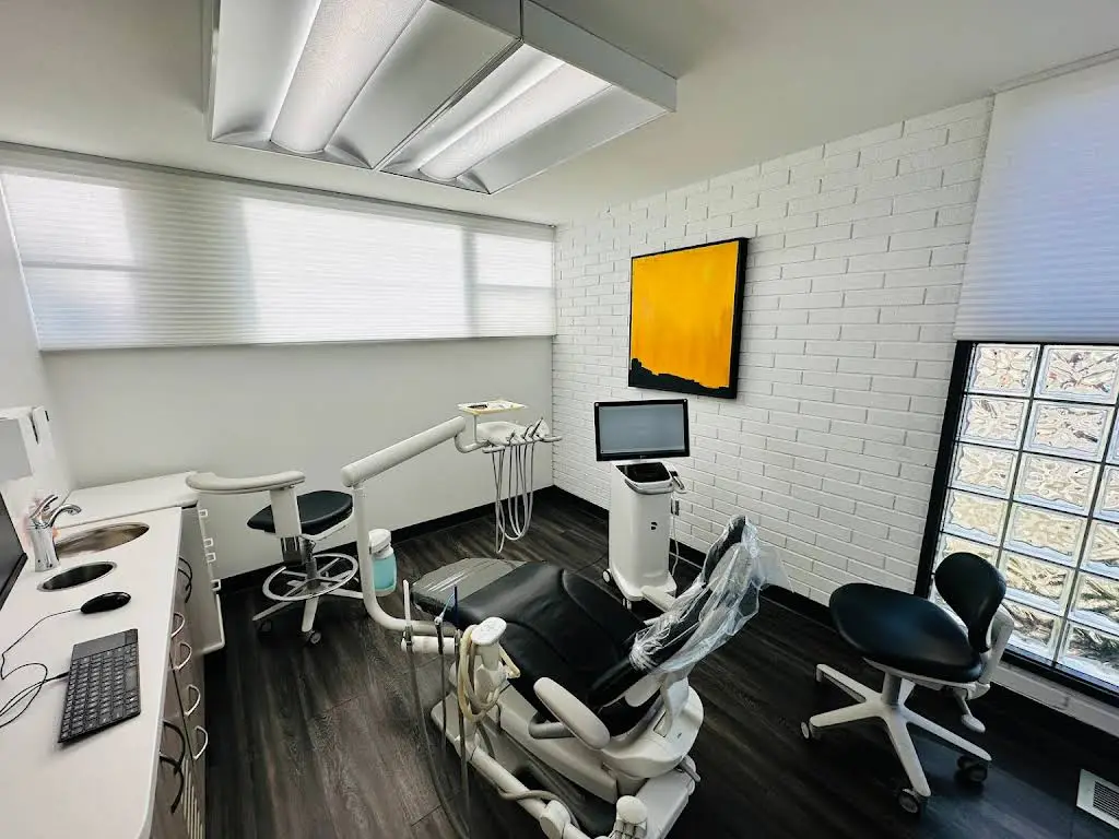 Seattle Crown Hill Dental