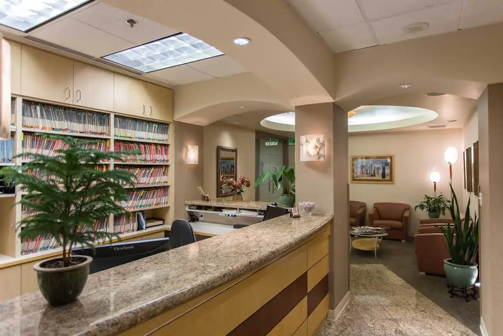 Anoosh Afifi Comprehensive Dentistry