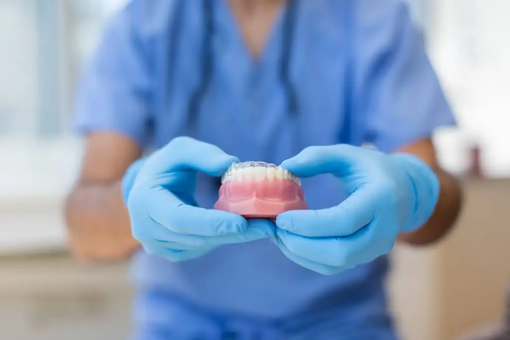 Anoosh Afifi Comprehensive Dentistry