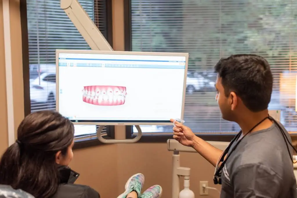 Bellevue Dentists: Max Saxena, DDS, MDS