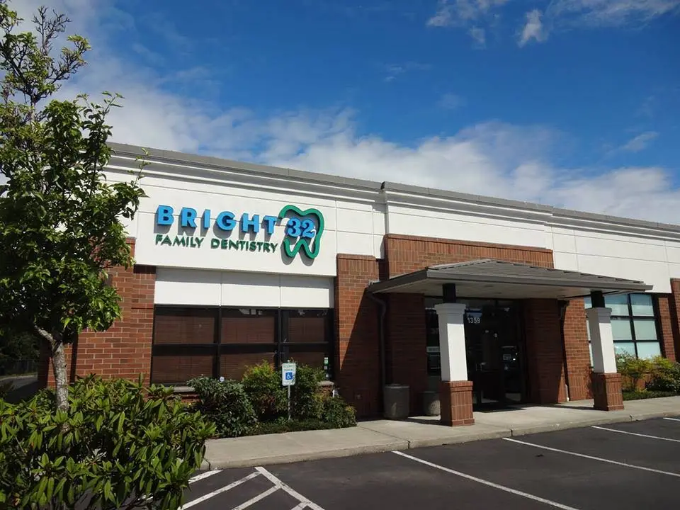 Bright 32 Family Dentistry of Shoreline