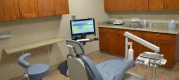 Northwest Dental Center: Reza Nabaie, DDS