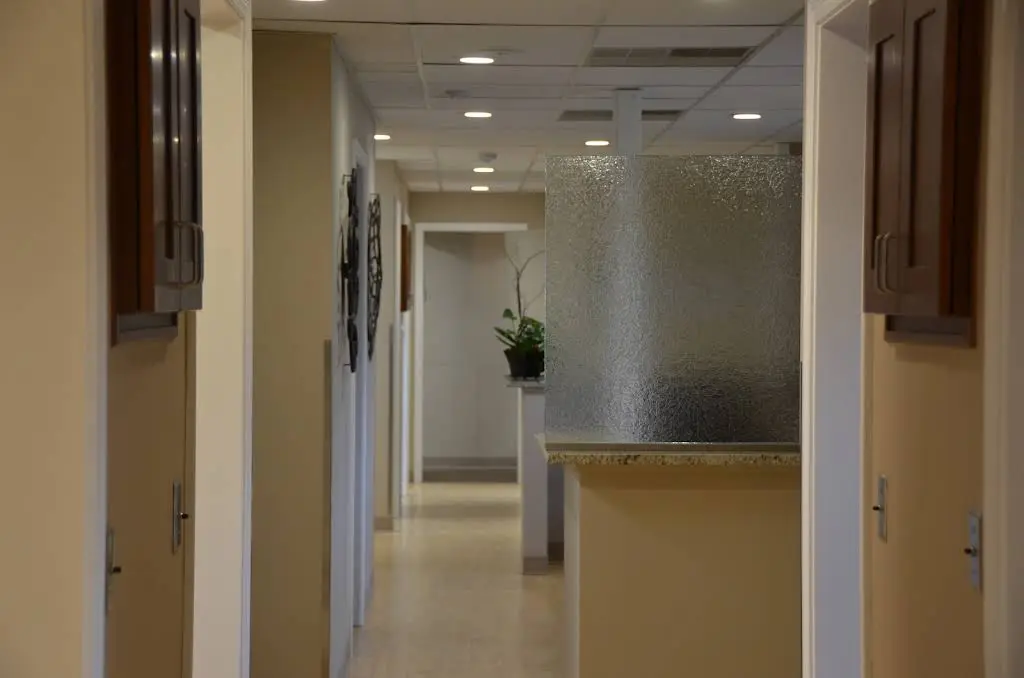 Northwest Dental Center: Reza Nabaie, DDS
