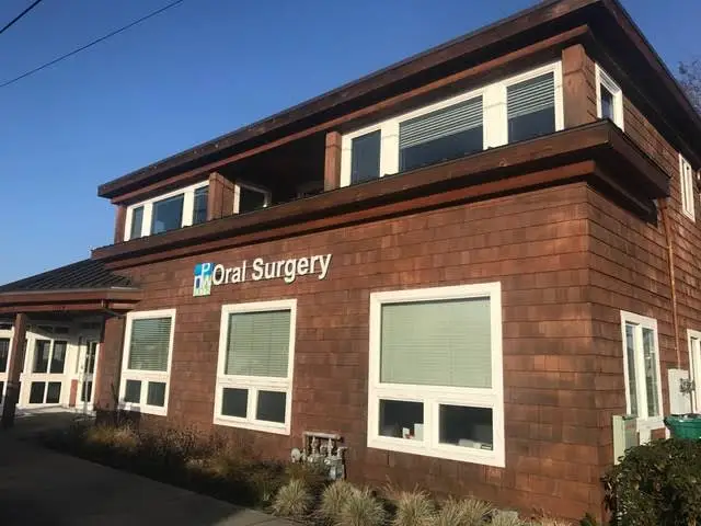 Pacific Northwest Oral & Maxillofacial Surgeons, Dental Implants & Wisdom Teeth