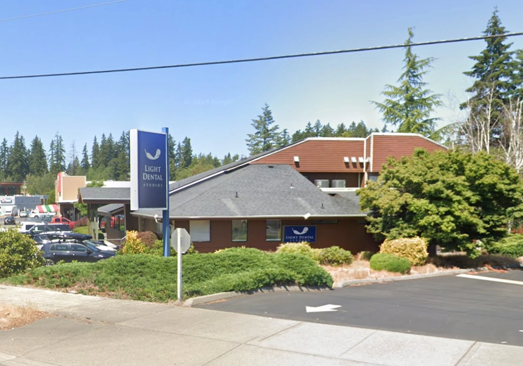 Light Dental Studios of Bonney Lake