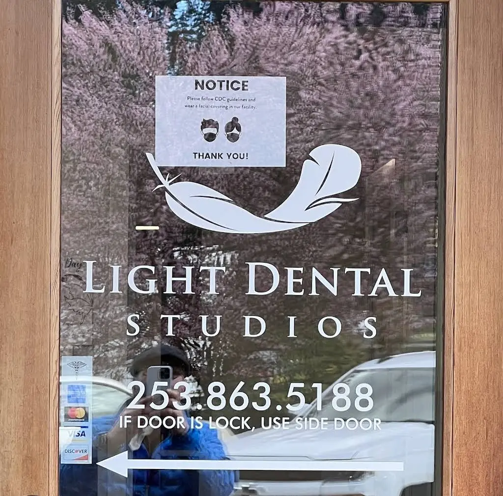 Light Dental Studios of Bonney Lake