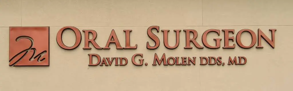 Molen Oral and Implant Surgery