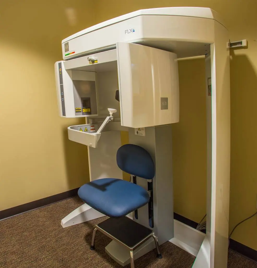Pacific Northwest Oral & Maxillofacial Surgeons, Dental Implants & Wisdom Teeth