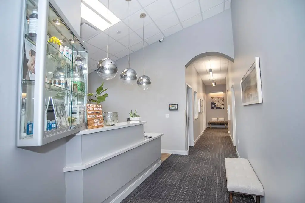 Lakeside Dental