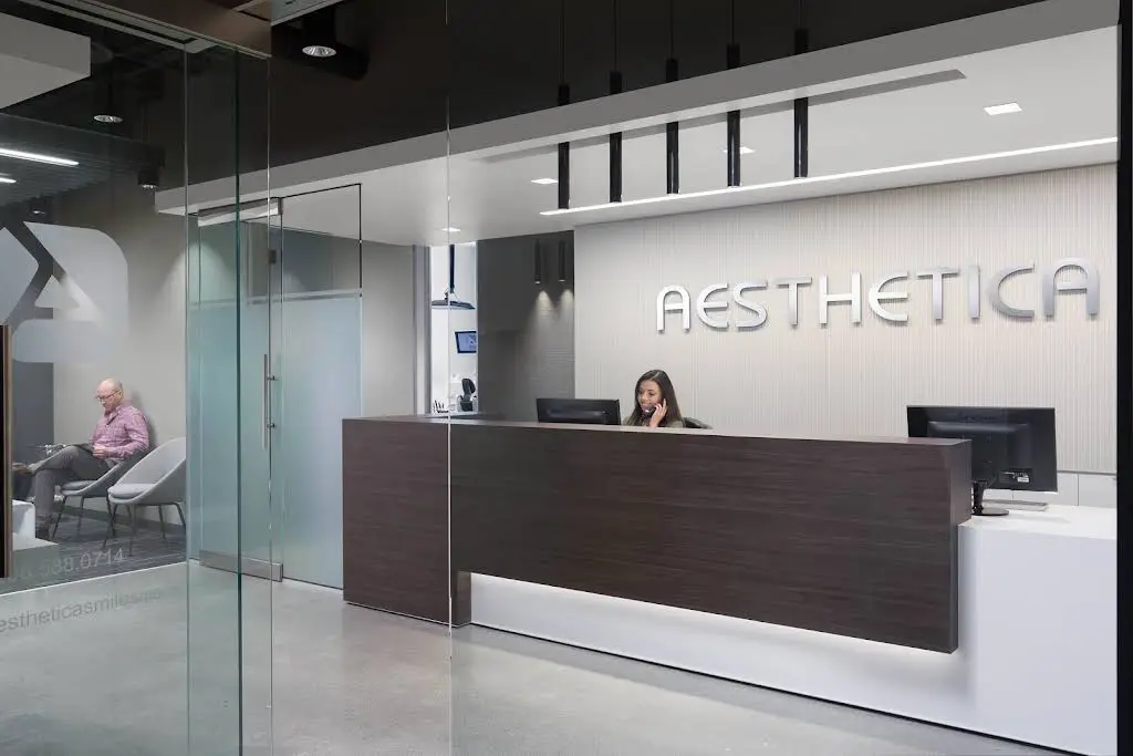 Aesthetica Contemporary Dentistry